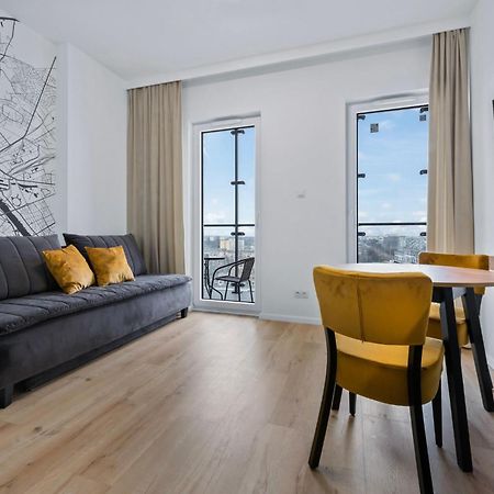 Rentplanet - Apartamenty Kasprzaka Varsóvia Exterior foto