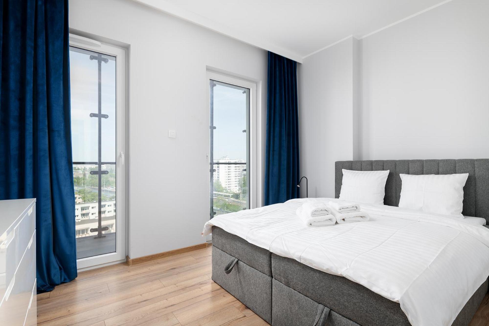 Rentplanet - Apartamenty Kasprzaka Varsóvia Exterior foto